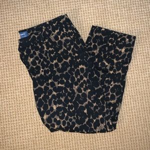 Old Navy Leopard Pixie Pants
